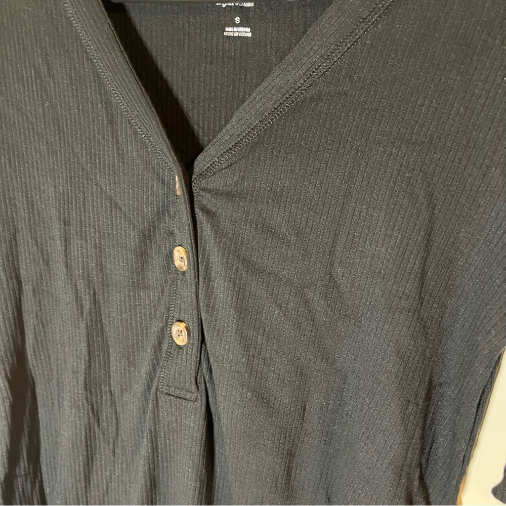 Isabel Maternity Black Ribbed Top - Picture 5 of 5
